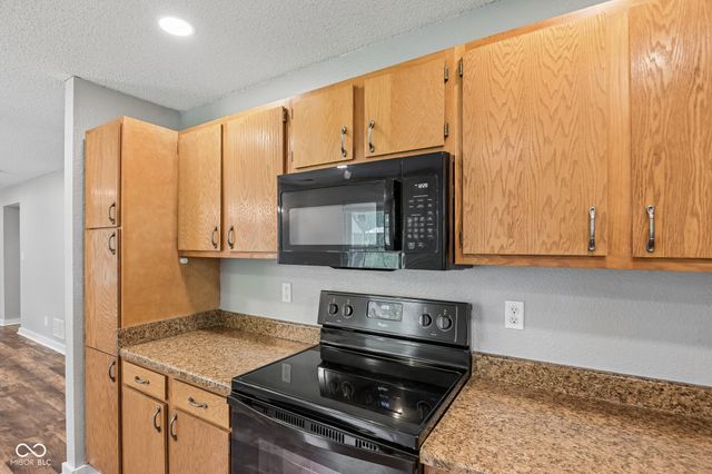 4039 Magnolia Drive, Franklin, IN 46131