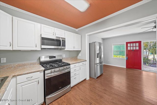 2005 Oak Street, Melbourne, FL 32901