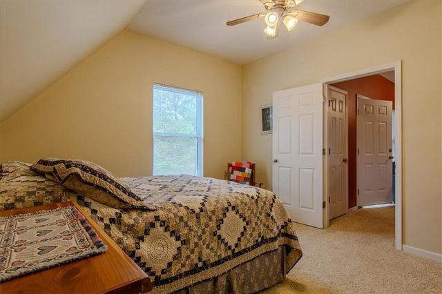 30695 UU Highway, Warsaw, MO 65355