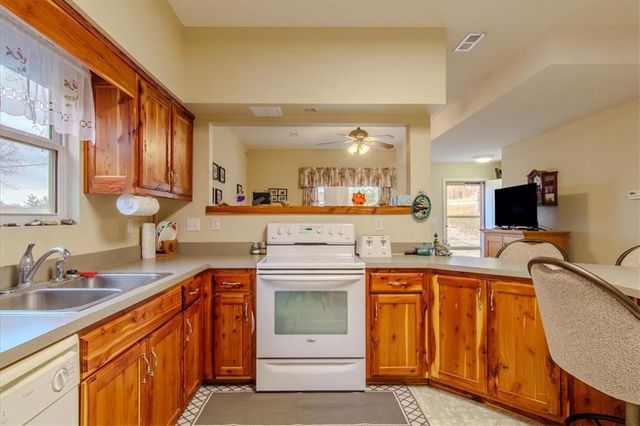 30695 UU Highway, Warsaw, MO 65355