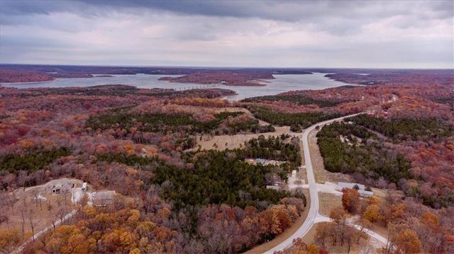 30695 UU Highway, Warsaw, MO 65355