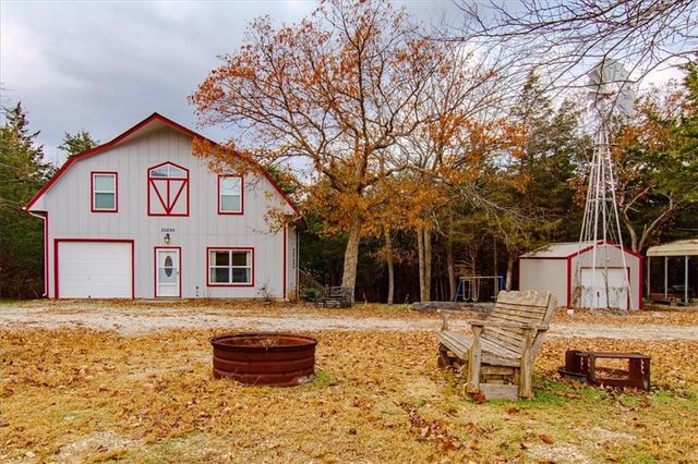 30695 UU Highway, Warsaw, MO 65355