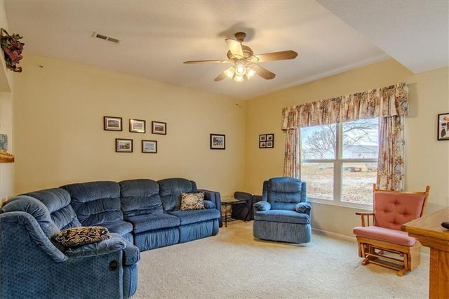 30695 UU Highway, Warsaw, MO 65355