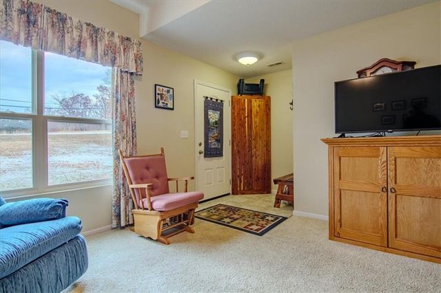 30695 UU Highway, Warsaw, MO 65355