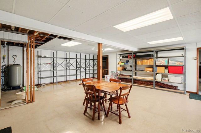 8783 Skylane Drive, Brighton Township, MI 48114