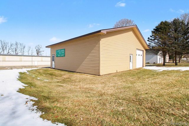 8783 Skylane Drive, Brighton Township, MI 48114