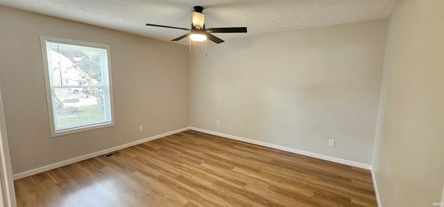 613 Madison Avenue, Evansville, IN 47711