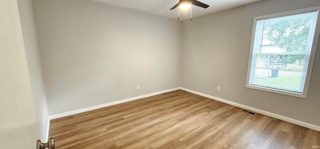613 Madison Avenue, Evansville, IN 47711