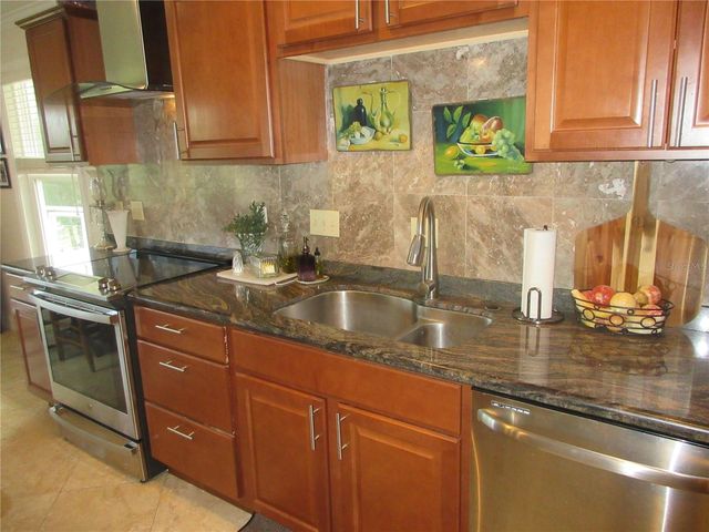 16849 SE 59TH PLACE, Ocklawaha, FL 32179