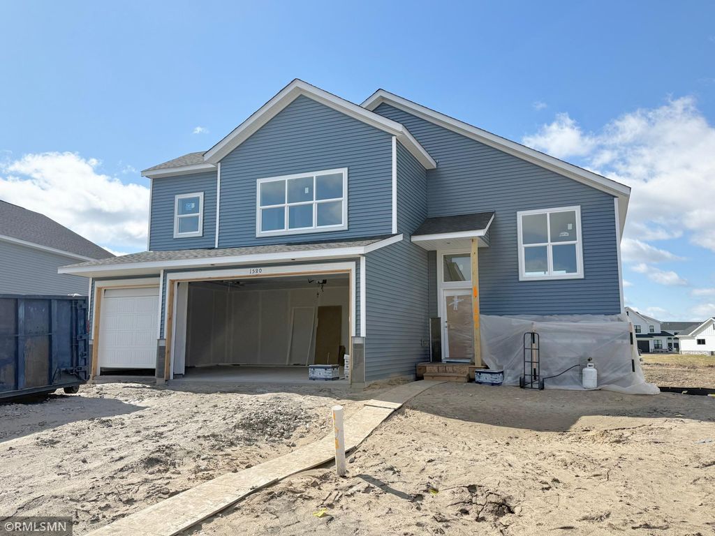 1580 Meadows Drive NE, East Bethel, MN 55011