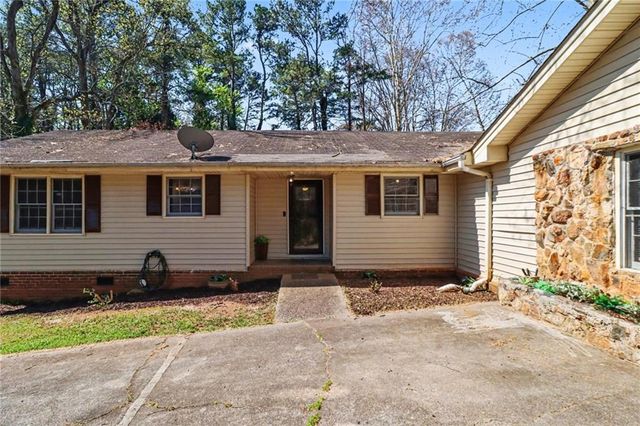 5581 Shadow Rock Drive, Lithonia, GA 30058