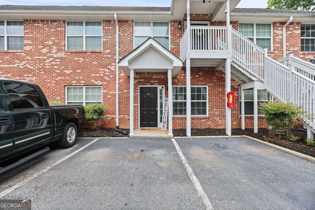 62 Intown Place, Fayetteville, GA 30214