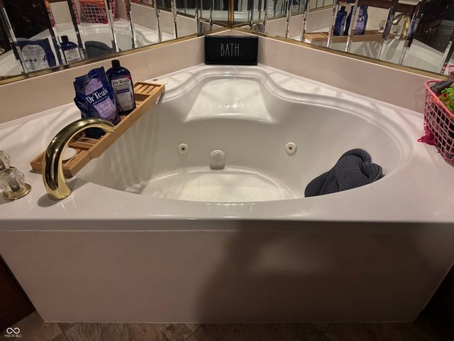 225 Spurgeon Drive, Seymour, IN 47274