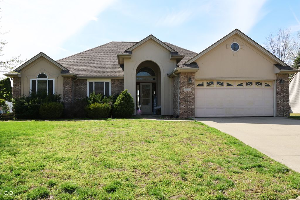 225 Spurgeon Drive, Seymour, IN 47274