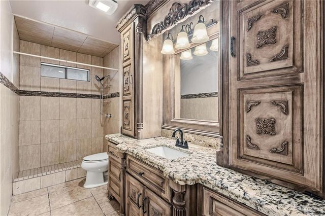 1000 Paradise Circle, Palmview, TX 78572