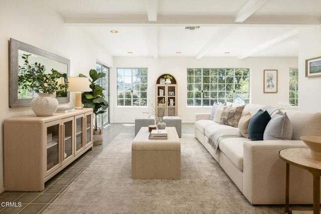 148 W Bonita Avenue, Sierra Madre, CA 91024