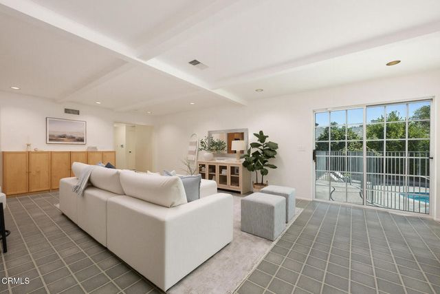 148 W Bonita Avenue, Sierra Madre, CA 91024