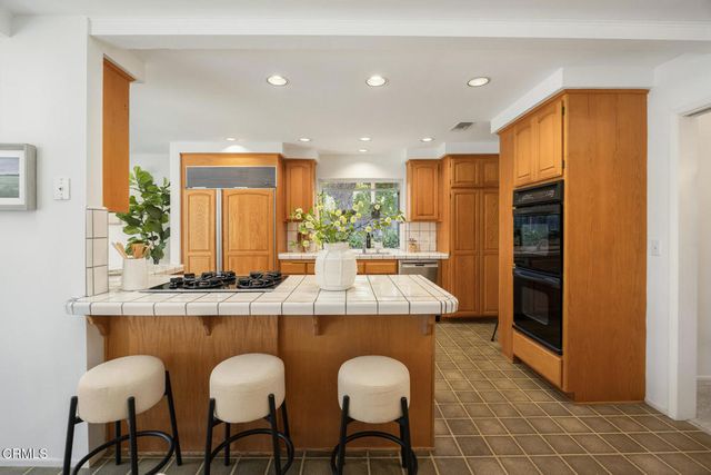 148 W Bonita Avenue, Sierra Madre, CA 91024