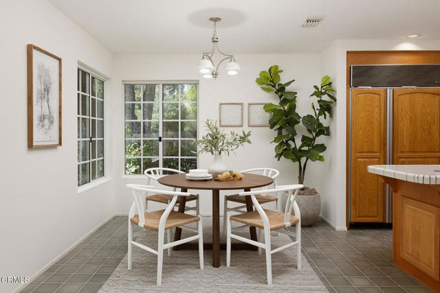 148 W Bonita Avenue, Sierra Madre, CA 91024