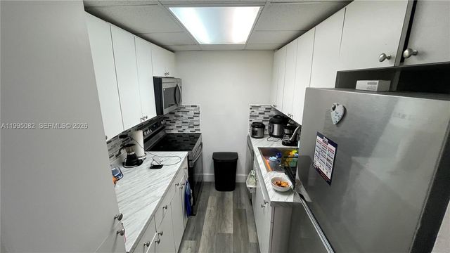 10801 SW 109th Ct D108, Miami, FL 33176