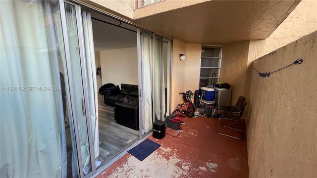 10801 SW 109th Ct D108, Miami, FL 33176