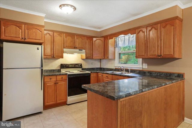 1956 CATTAIL RUN RD, Charles Town, WV 25414