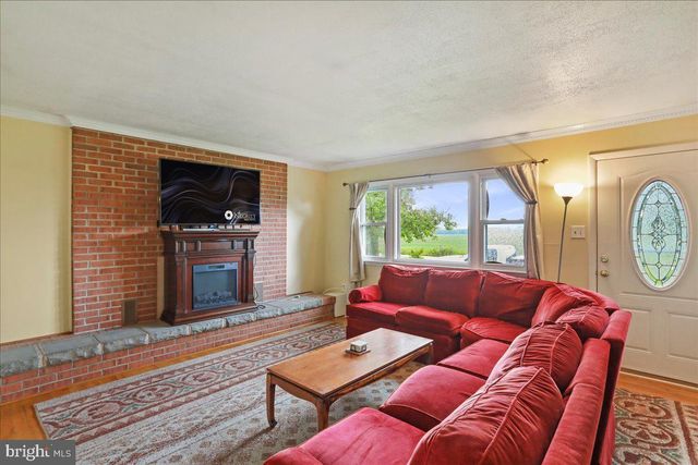 1956 CATTAIL RUN RD, Charles Town, WV 25414