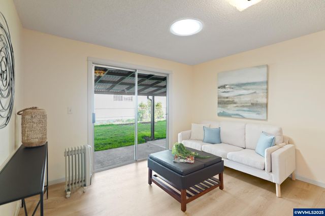 280 Brink Ct SE, Salem, OR 97317