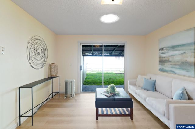 280 Brink Ct SE, Salem, OR 97317