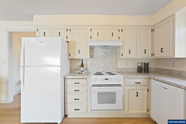 280 Brink Ct SE, Salem, OR 97317