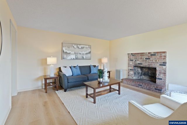 280 Brink Ct SE, Salem, OR 97317