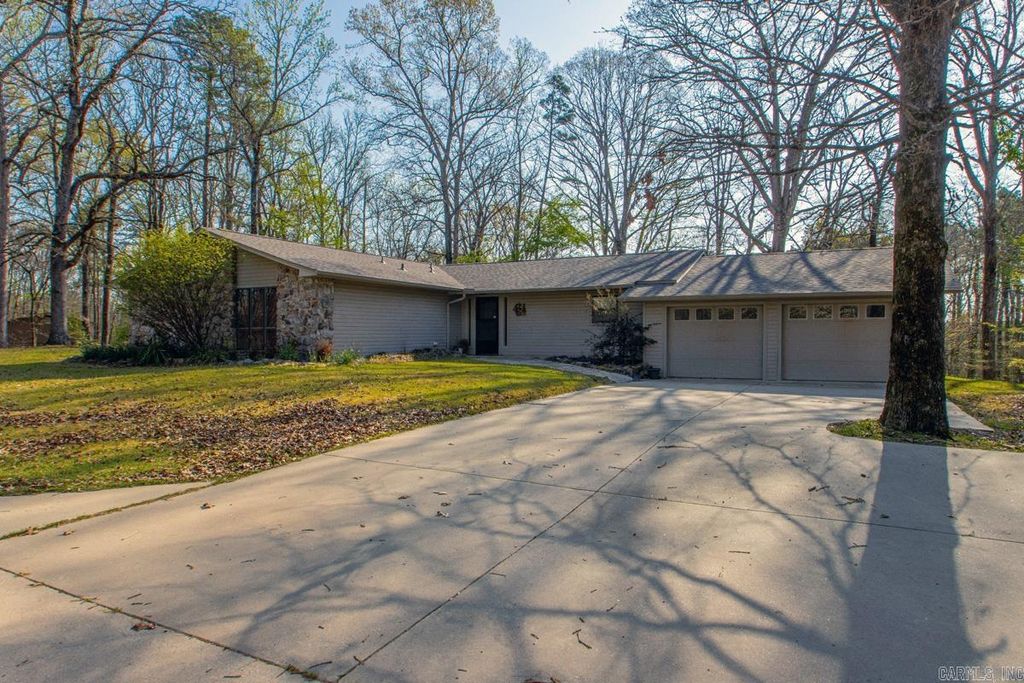 2726 Pleasant Run Road, Malvern, AR 72104