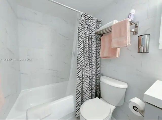 19201 Collins Ave 545, Sunny Isles Beach, FL 33160