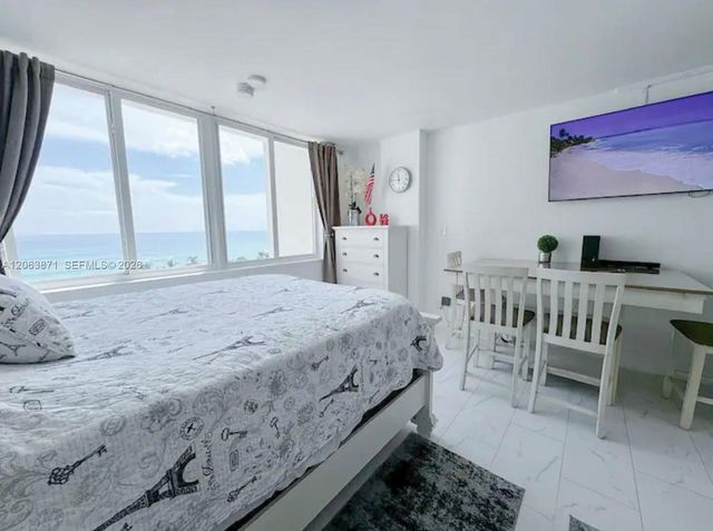 19201 Collins Ave 545, Sunny Isles Beach, FL 33160