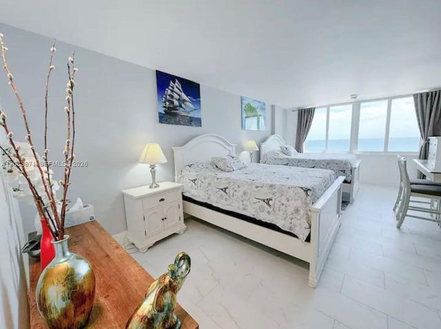 19201 Collins Ave 545, Sunny Isles Beach, FL 33160