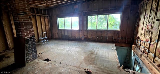 2554 Mountain View Avenue, Lakemore, OH 44250