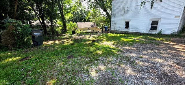 2554 Mountain View Avenue, Lakemore, OH 44250