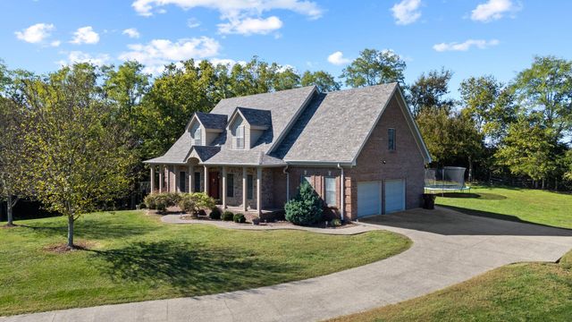140 Holiday Court, Harrodsburg, KY 40330
