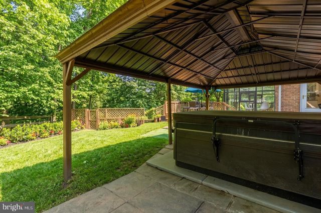 11601 MAGRUDER LN, Rockville, MD 20852