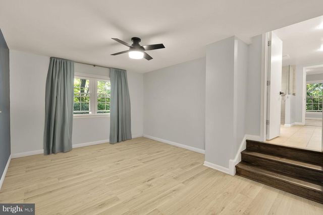 11601 MAGRUDER LN, Rockville, MD 20852