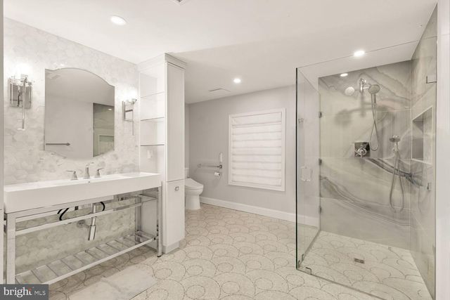 11601 MAGRUDER LN, Rockville, MD 20852