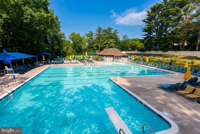 11601 MAGRUDER LN, Rockville, MD 20852