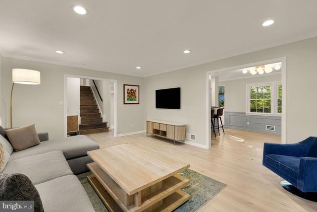 11601 MAGRUDER LN, Rockville, MD 20852
