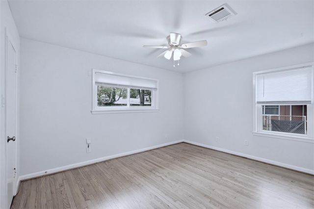 5014 Viking Drive, Houston, TX 77092