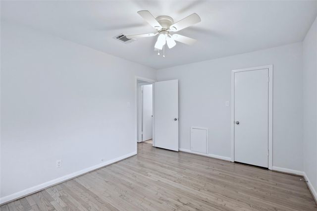 5014 Viking Drive, Houston, TX 77092