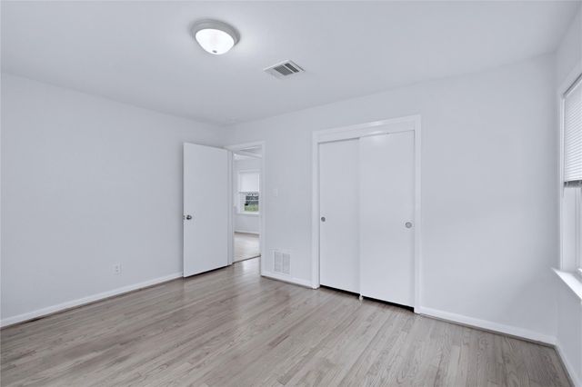 5014 Viking Drive, Houston, TX 77092