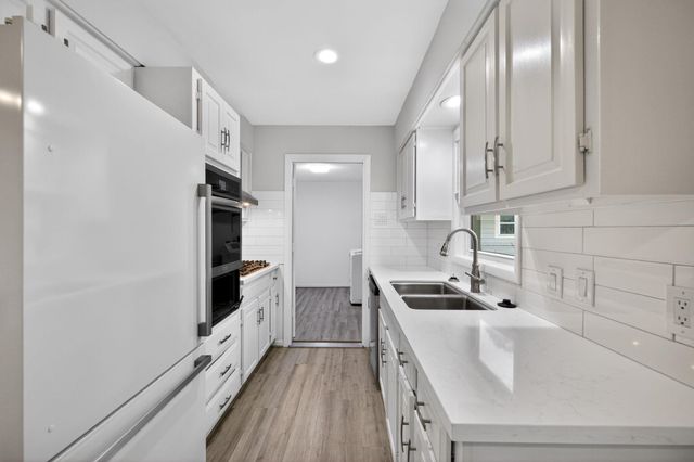 5014 Viking Drive, Houston, TX 77092