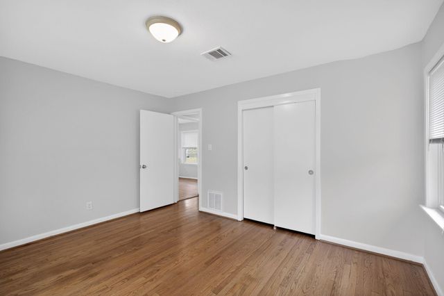 5014 Viking Drive, Houston, TX 77092