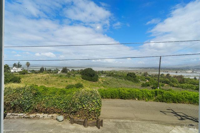 199 Harrier Ave, Vallejo, CA 94590