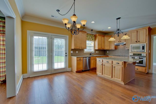 2801 Centerridge Road, Owens Cross Roads, AL 35763